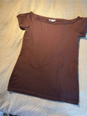 Alberto Makali Brown Scoop off shoulder  Neck Short Sleeve Top
